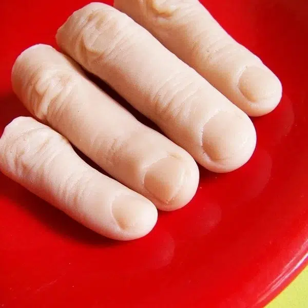 Jabones con forma de dedos humanos
